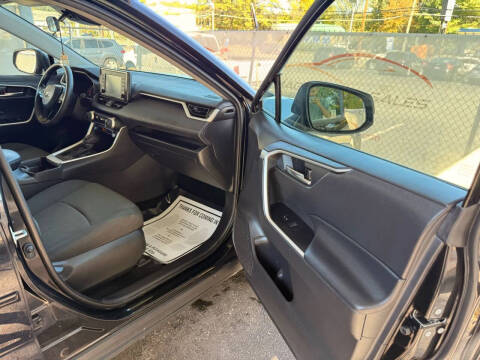 2021 Toyota RAV4 XLE