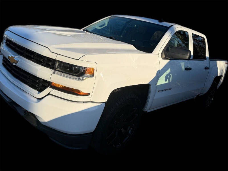 2018 Chevrolet Silverado 1500 Custom