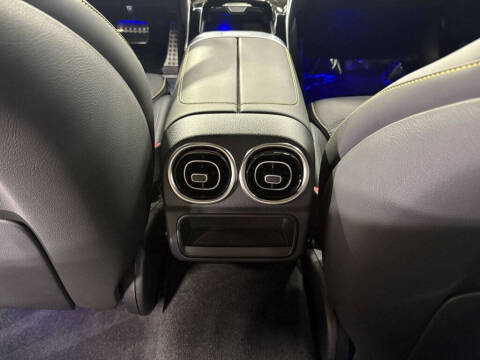 2024 Mercedes-Benz C-Class AMG C 63 S E Performance