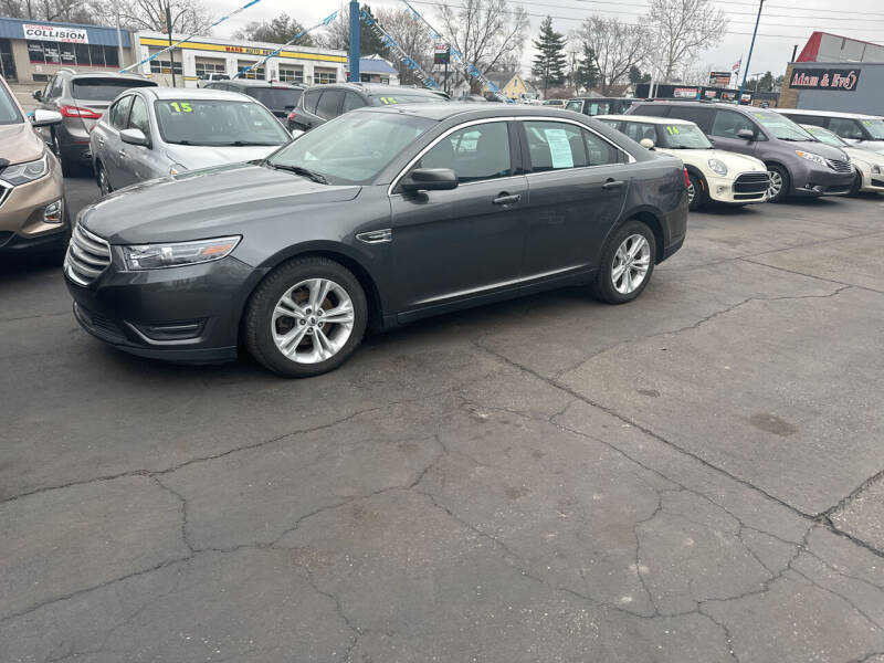 2017 Ford Taurus for sale at Lee's Auto Sales in Garden City MI