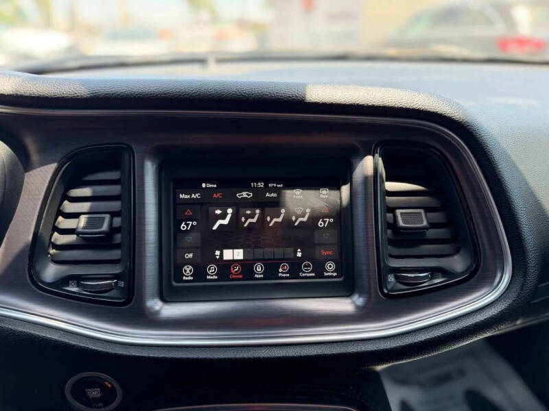2017 Dodge Challenger