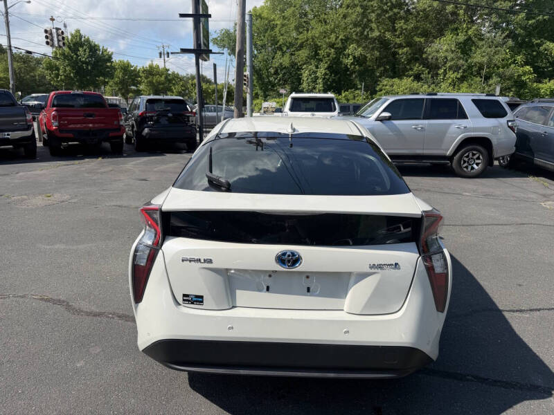2018 Toyota Prius Three