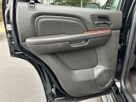 2014 Cadillac Escalade Luxury