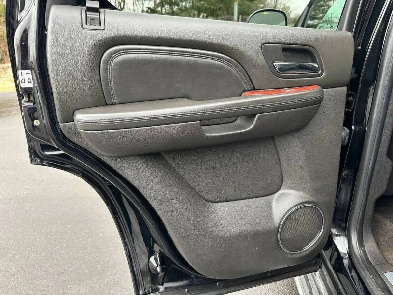 2014 Cadillac Escalade Luxury