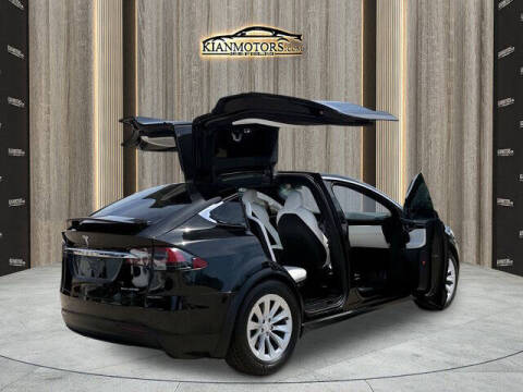 2020 Tesla Model X Long Range