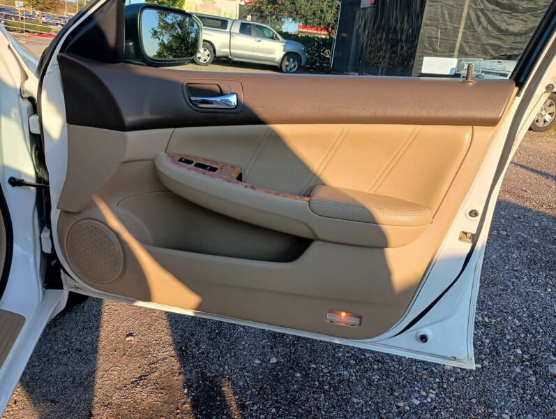 2004 Honda Accord EX w/Leather