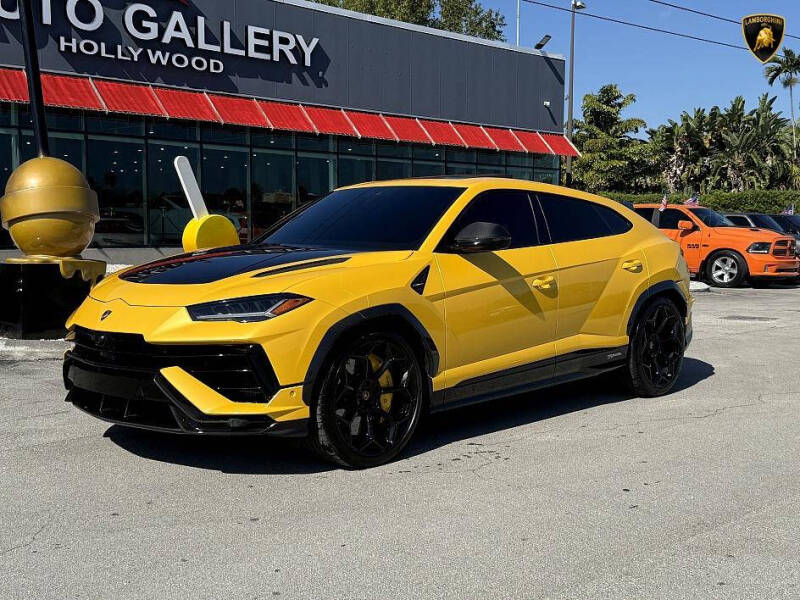 2024 Lamborghini Urus Performante