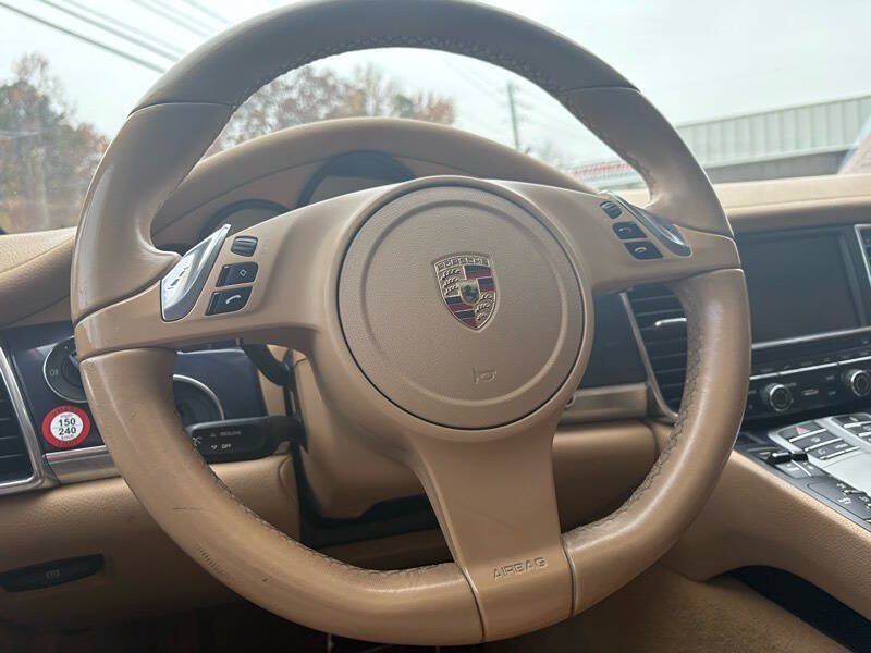 2012 Porsche Panamera S Hybrid