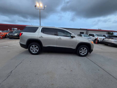 2017 GMC Acadia SLE-1