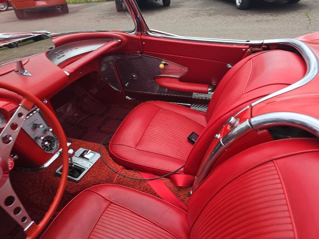 1961 Chevrolet Corvette 99