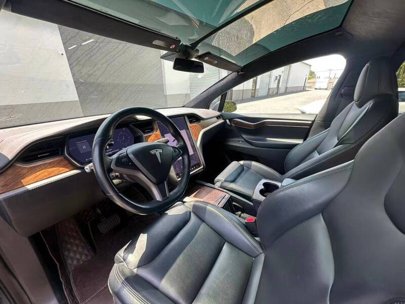 2020 Tesla Model X Long Range Plus