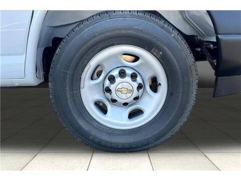 2026 Chevrolet Express 2500