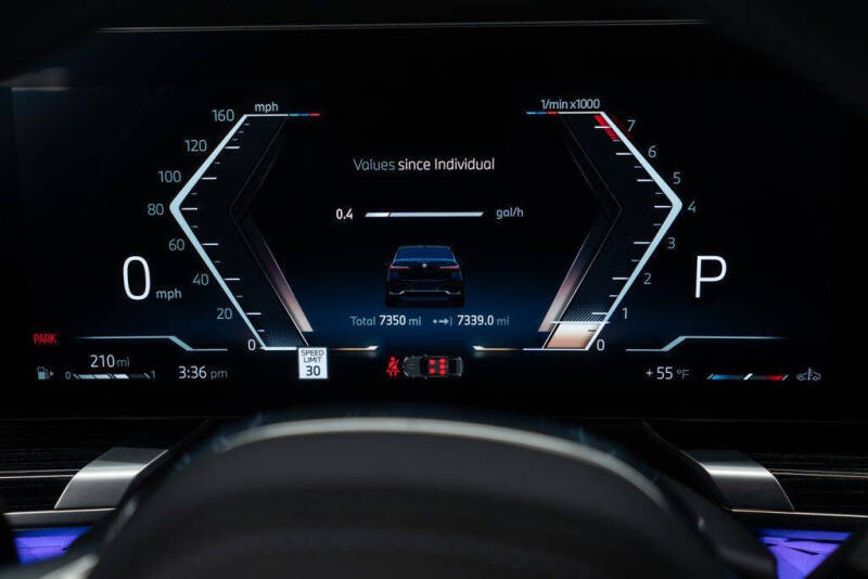 2025 BMW 7 Series 740i xDrive