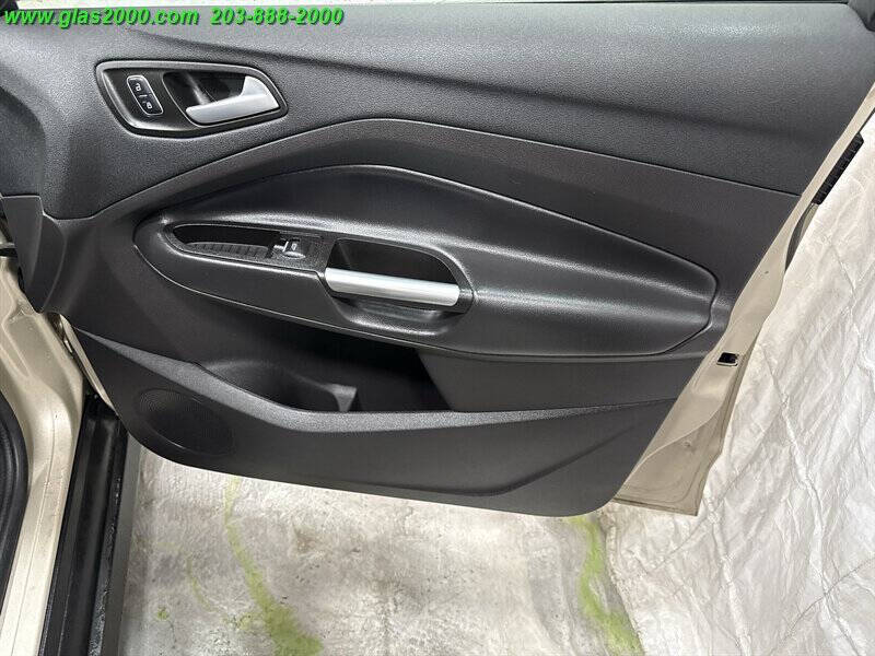 2017 Ford C-MAX Hybrid SE