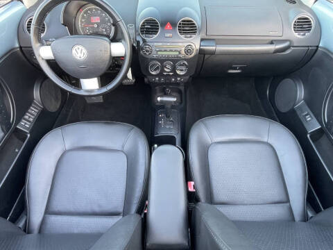 2009 Volkswagen New Beetle Convertible Base PZEV