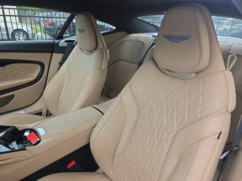 2024 Aston Martin DB12 V8