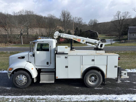 2006 Peterbilt 335 Mechanic's Truck
