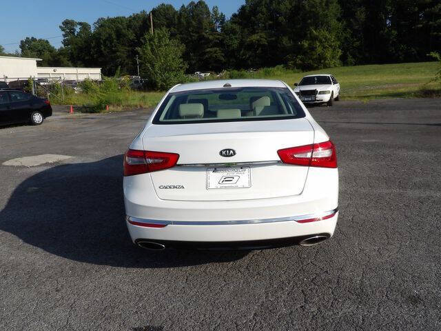 2016 Kia Cadenza