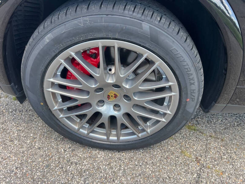 2017 Porsche Cayenne Turbo