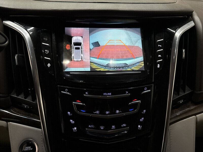 2016 Cadillac Escalade ESV Luxury Collection