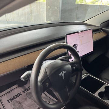 2021 Tesla Model 3 Standard Range Plus