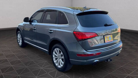 2016 Audi Q5 2.0T quattro Premium Plus