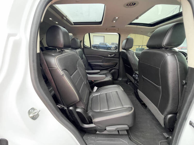 2020 GMC Acadia Denali