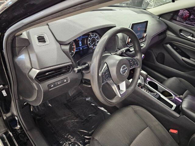 2021 Nissan Altima 2.5 SV