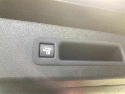 2025 Toyota Sienna XSE 7-Passenger