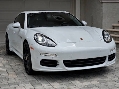 2015 Porsche Panamera S E-Hybrid