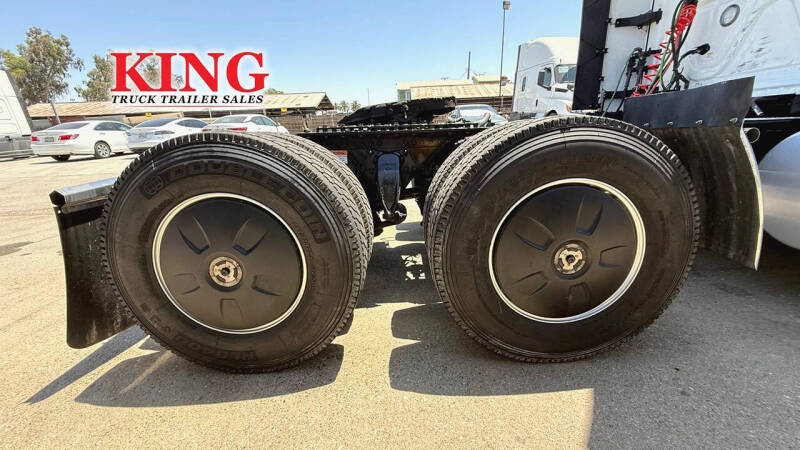 2024 Freightliner Cascadia