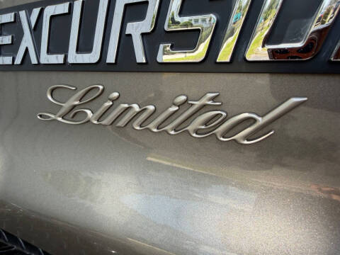 2004 Ford Excursion Limited