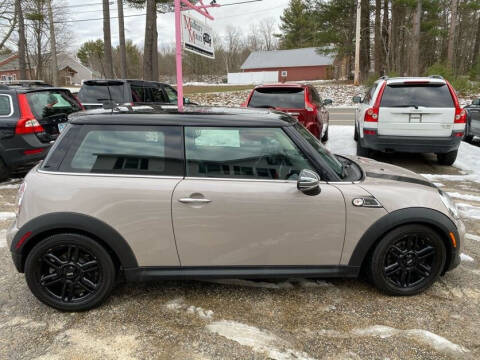 2013 MINI Hardtop for sale at Madbury Motors in Madbury NH