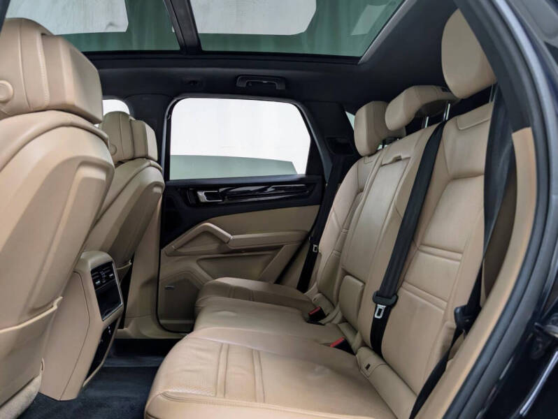 2022 Porsche Cayenne