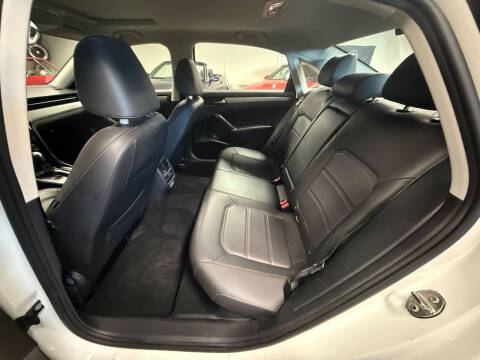 2021 Volkswagen Passat SE