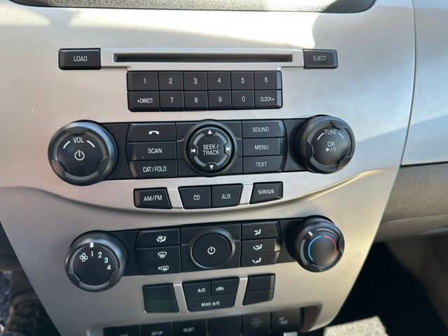 2009 Ford Focus SES