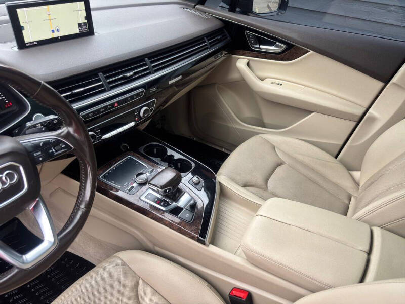 2017 Audi Q7 3.0T quattro Premium Plus