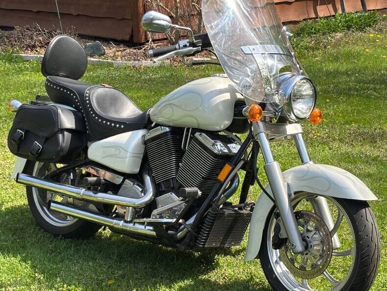 1999 Victory V92C