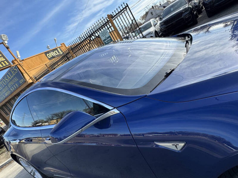 2016 Tesla Model S 70