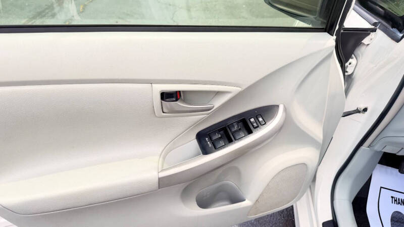 2013 Toyota Prius Two