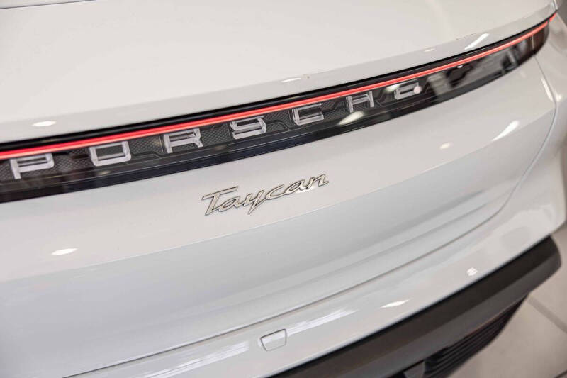 2022 Porsche Taycan