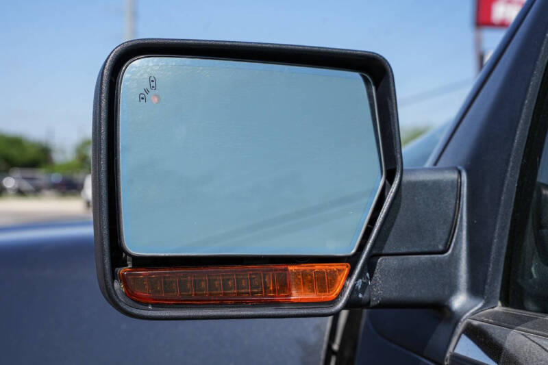 2016 Lincoln Navigator Select