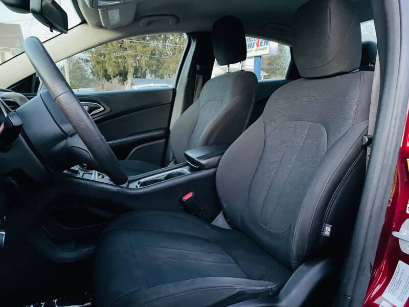 2016 Chrysler 200 Limited