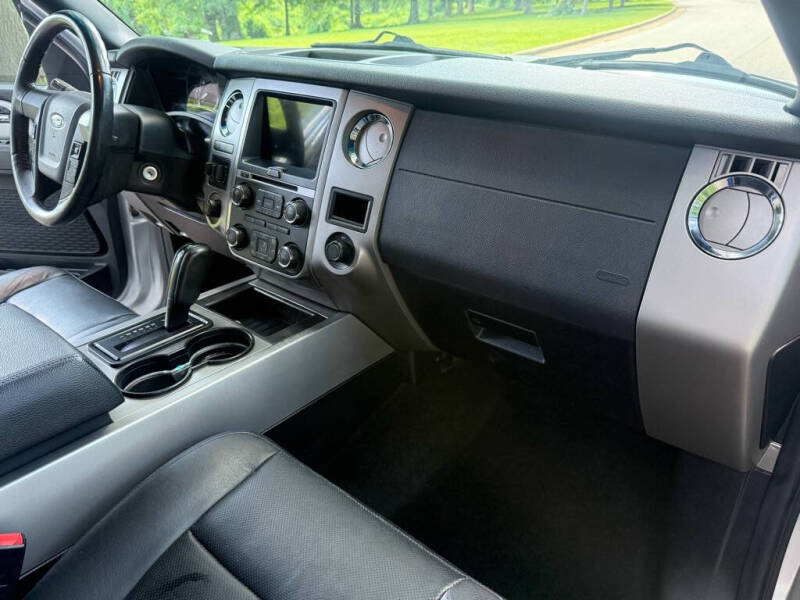 2017 Ford Expedition XLT