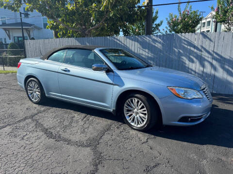 2012 Chrysler 200 Limited