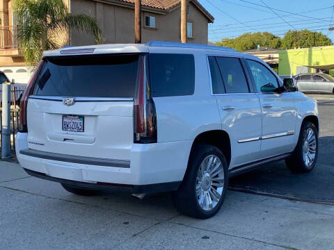 2016 Cadillac Escalade Platinum