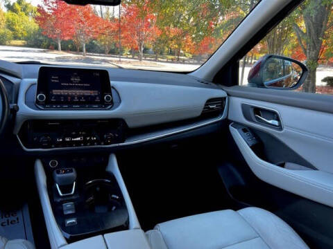 2021 Nissan Rogue SL