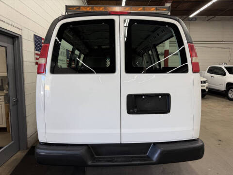 2015 GMC Savana 2500