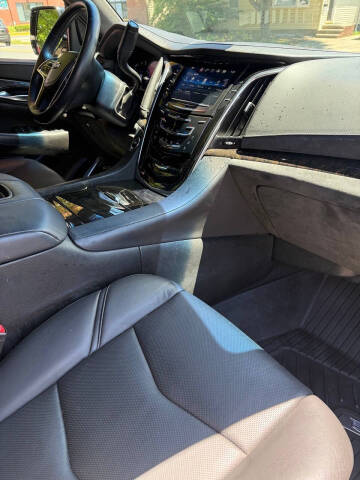 2016 Cadillac Escalade Platinum