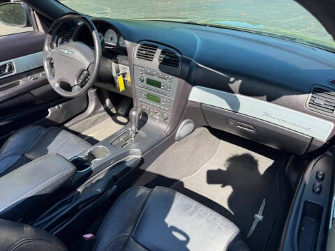 2003 Ford Thunderbird